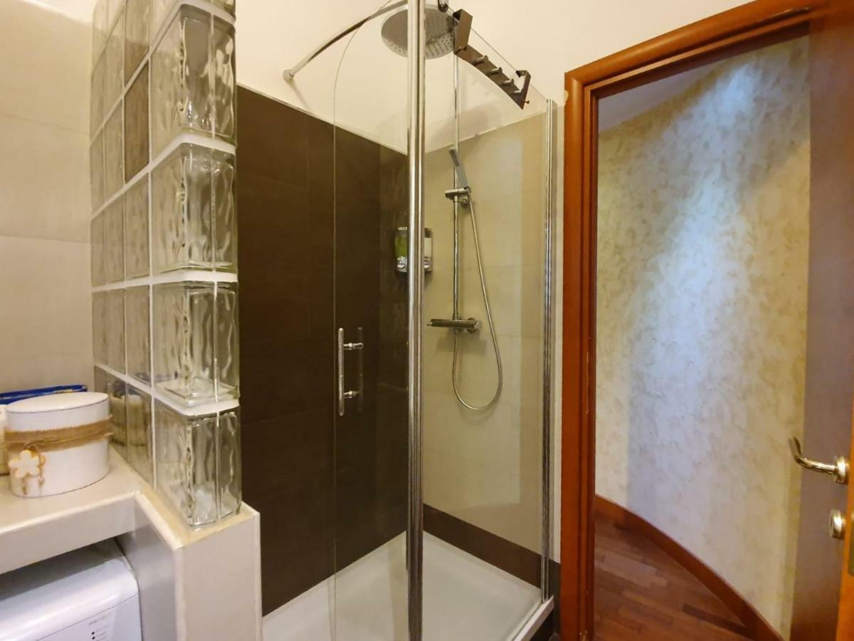 Roman Holidays - Flat Close To St Peter * Roma